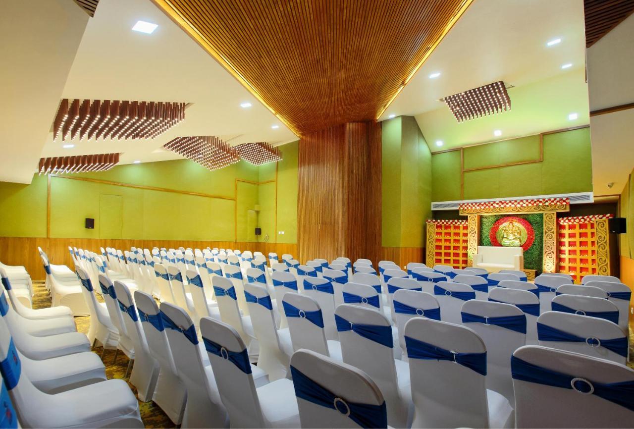 Harivaram Yuga Ґуруваюр Екстер'єр фото